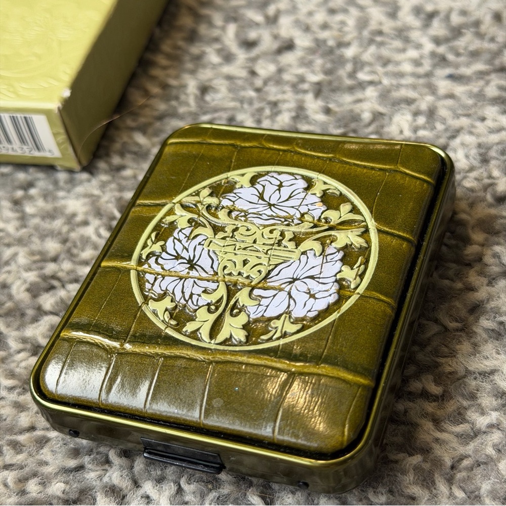 Olive Seductions and Delights Palette | MAC